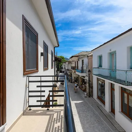 Διαμέρισμα Villαge 1912 *